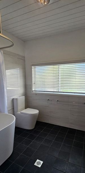 MODERN CHARMER - WATER INCLUDED - Photo 1