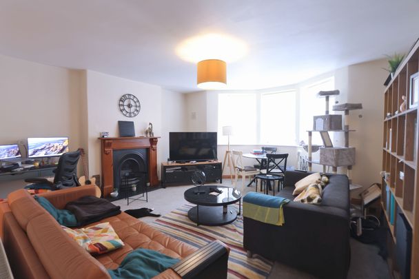 2 Bedroom Home – Professional Let - Photo 1