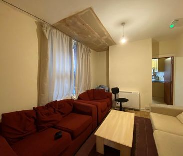 5 bedroom terraced house to rent - Photo 1