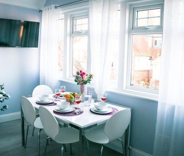 2 bedroom maisonette to rent - Photo 6