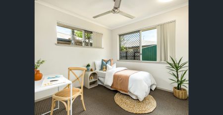 FAMILY HOME ON THE SOUTH SIDE!!! - Photo 5