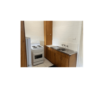 Open Sunday 29 March 10 am, 1 bedroom unit in very sought after loc... - Photo 5