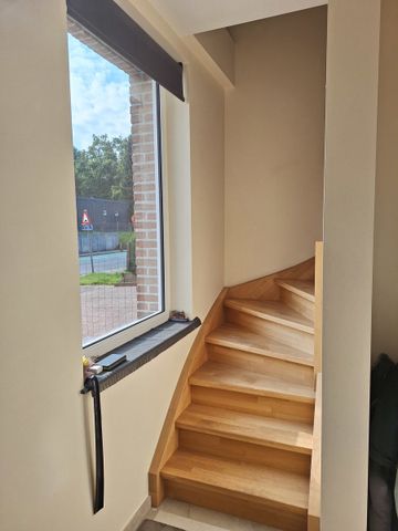 Woning in centrum Dilbeek met 2 slaapkamers en tuin - Photo 2