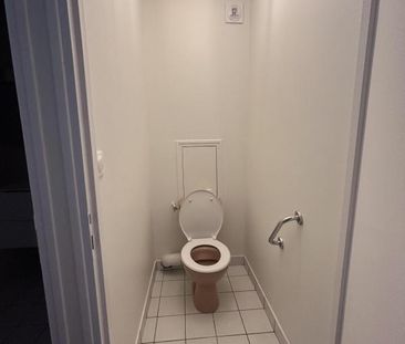 Location Appartement 1 pièce 35m² NANTES 44000 - Photo 3