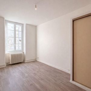 Location Appartement 2 pièces 38m² LA ROCHELLE 17000 - Photo 2