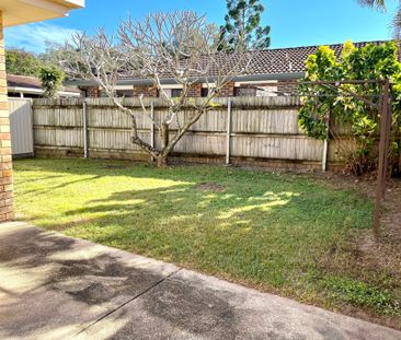 1/13 Trevor Drive, Coombabah QLD 4216 - Photo 4