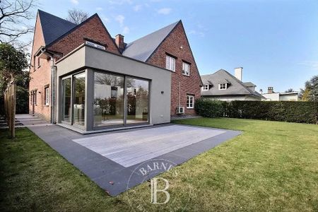 UCCLE - furnished villa 4BDR + garden - Photo 3