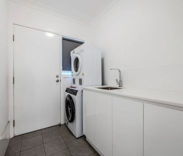 Luxury Villa in The Boulevard - Photo 5