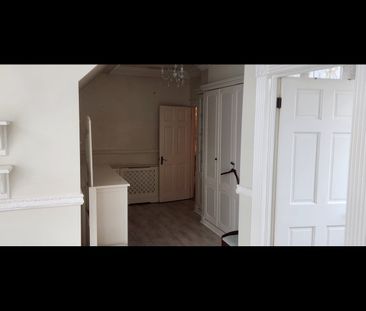 Room in a Shared House, Parkway, IG3 - Photo 5