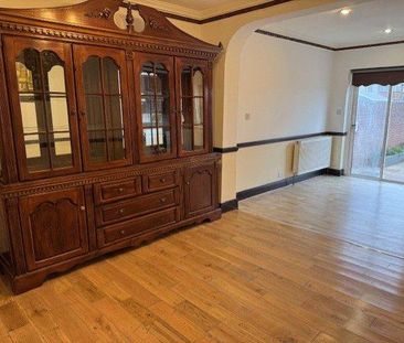 4 bedroom terraced house to rent - Photo 1