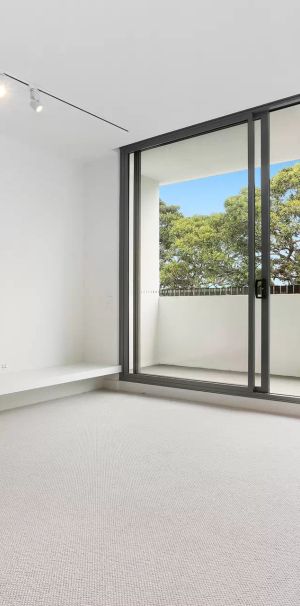 MGM MARTIN – ONE BEDROOM APARTMENT - Photo 1