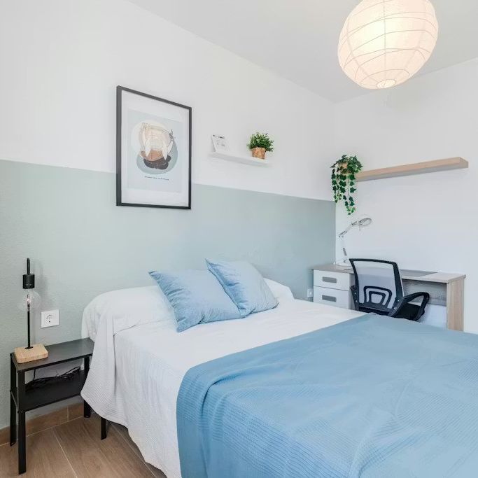 Carrer de Miguel Servet, Valencia, Valencian Community 46015 - Photo 1