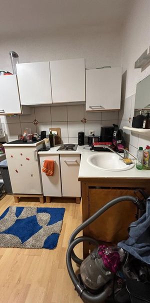 Günstiges möbliertes 1-Zimmer in sehr guter zentraler Lage Perfek - Photo 2