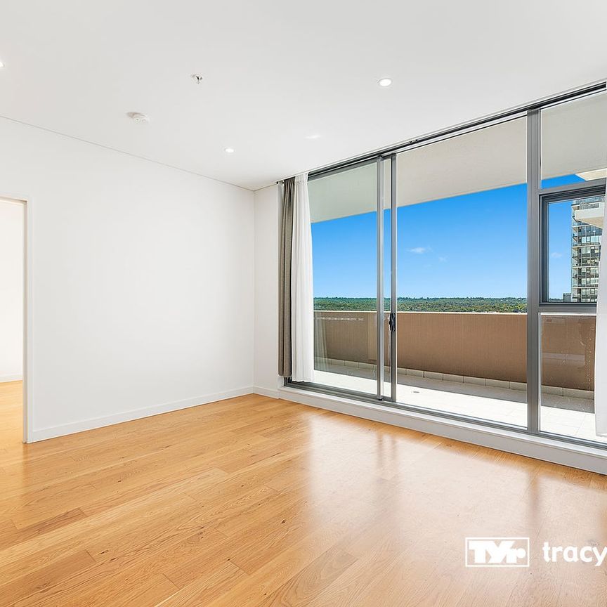 Level 12 North East Facing One Bed Apartment with View Great convenience with this desirably location. - Photo 1