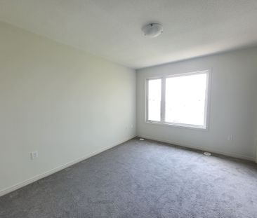 For Lease - 1436 Coral Springs Path, Oshawa, Ontario - Photo 5