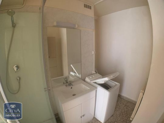 Location Appartement 1 pièce 32m² CHATEAUROUX 36000 - Photo 1