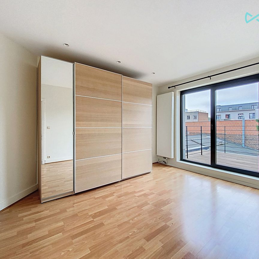 Huis met vijf slaapkamers in Ixelles - Photo 1