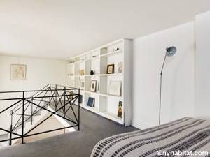 Logement à Paris, Location meublée - Photo 3