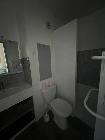 Studio meublé entre campus et centre ville - Photo 4