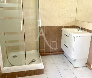 Location Appartement 2 pièces 50m² - Photo 3