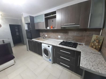 Inchiriez apartament o camera Micro 21 Galati - Fotografie 4
