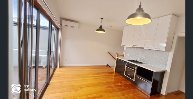 Uniquely designed! - Photo 1