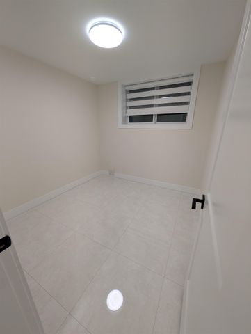 6536 Imperial Street Street, Burnaby, BC V5E1M8 - Photo 5