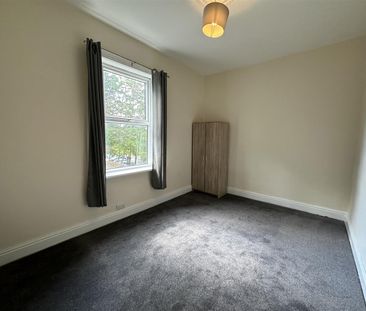 24 Manchester Rd, Audenshaw., M34 5GB - Photo 1