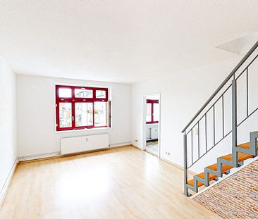 Schöne 4-Zimmer-Dachgeschosswohnung in der Altstadt - Foto 2