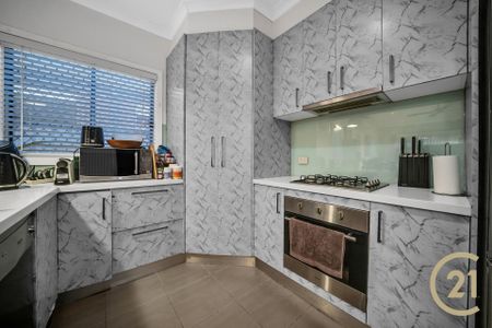 Modern 3br Family Home in a Prime Truganina Location - Photo 3