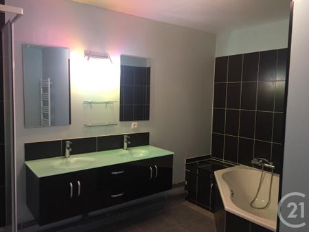 Location Appartement 3 pièces 119m² REBAIS 77510 - Photo 5