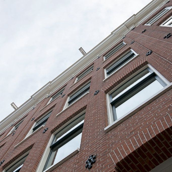 Te huur: Appartement Van Oldenbarneveldtstraat 23 1 in Amsterdam - Photo 1