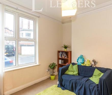 2 bedroom mid-terrace to rent St. Stephens Road, NG2 - Photo 4