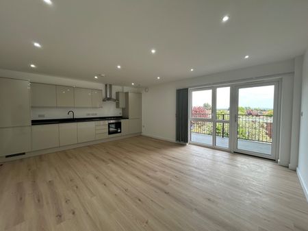 High road, Chadwell heath, RM6 6AS, Romford - Photo 4