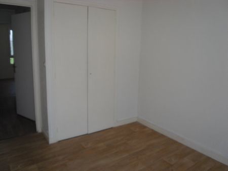 à louer - t3 - proche port caen , - Photo 5