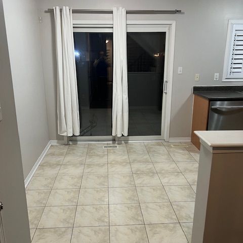 For Lease - 2464 Postmaster Drive, Oakville, Ontario - Photo 1