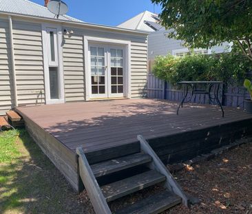 Charming Geelong West Living in a Prime Location - Photo 1