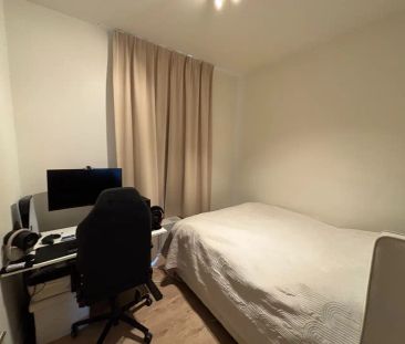 Te huur: Gelijkvloers nieuwbouwappartement met 2 slaapkamers in Res... - Photo 4