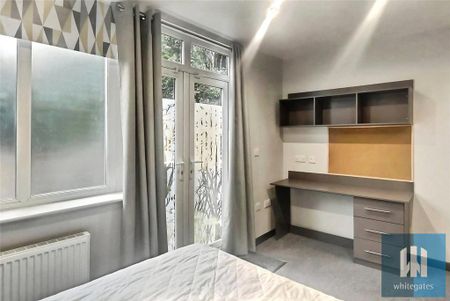 1 bedroom in a house share to rent - Photo 5