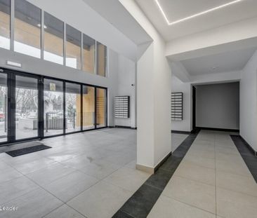 Fabrica de Gheata, GranVia LakeView, apartament 2 camere cu vedere ... - Photo 6