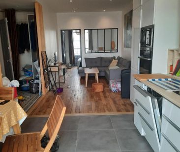 Location Appartement 2 pièces 50m² LYON 3ème - Photo 3