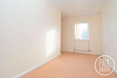 Fen Court, Lowestoft, NR33 - Photo 4