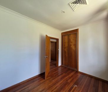 Breathtaking Valley Views – Peaceful Family Living - Photo 6