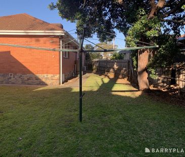 THREE BEDROOM FAMILY HOME - Photo 6