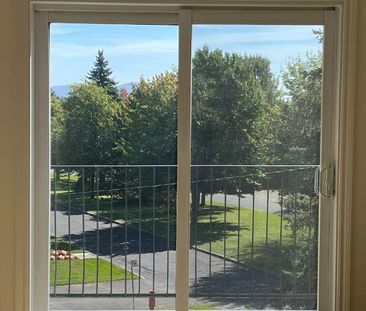 4 1/2 près des Galeries de Granby - Tout rénové - Photo 2