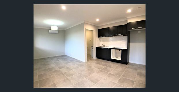 Modern One Bedroom Granny Flat in Oran Park - Photo 1