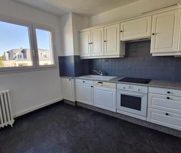 Location Appartement 3 pièces 82m² LE HAVRE 76620 - Photo 4