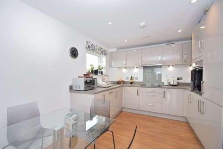 Gambit Avenue, Oakgrove, MK10 - Photo 2