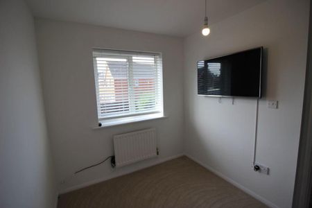 4 bedroom property to rent - Photo 2