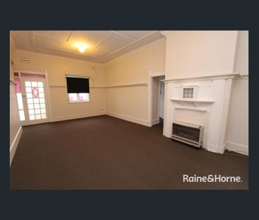 Older Home 3 bedroom - Available 26/2/26!!! - Photo 1